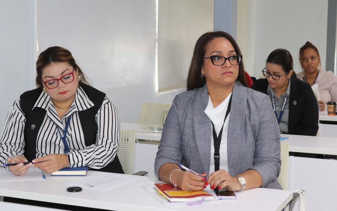 Se realiza seminario interrogatorio de niños, niñas y adolescentes en cámara Gesell