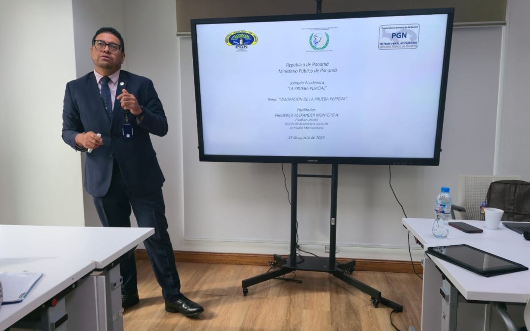Desarrollan jornada intensiva de capacitación sobre la prueba pericial