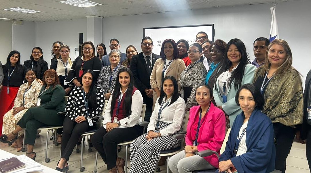 Fiscales se capacitan en técnicas de interrogatorio y contrainterrogatorio en juicio oral