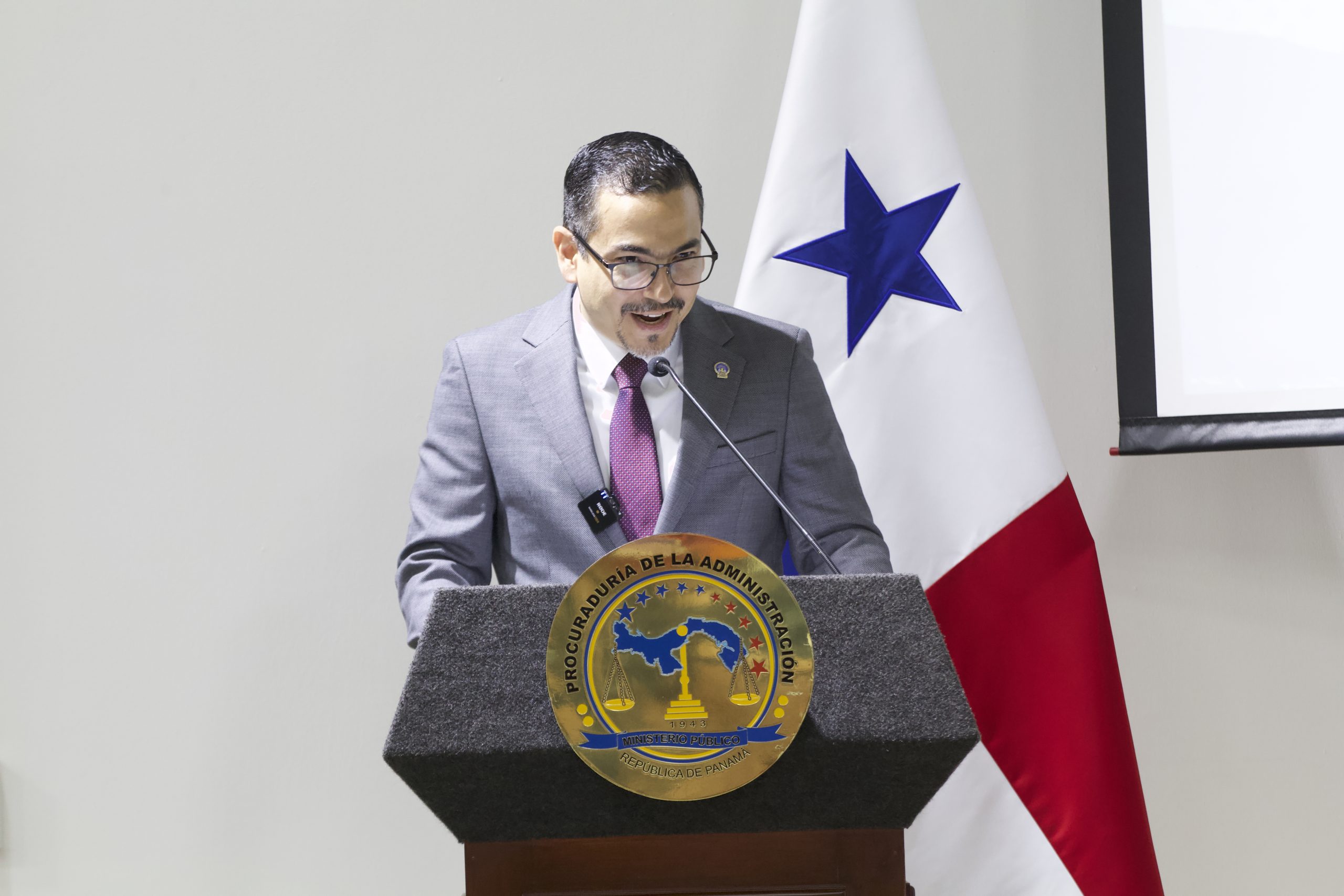 PGN conmemora el Día Internacional de la Mujer con conversatorio sobre liderazgo y trayectoria judicial