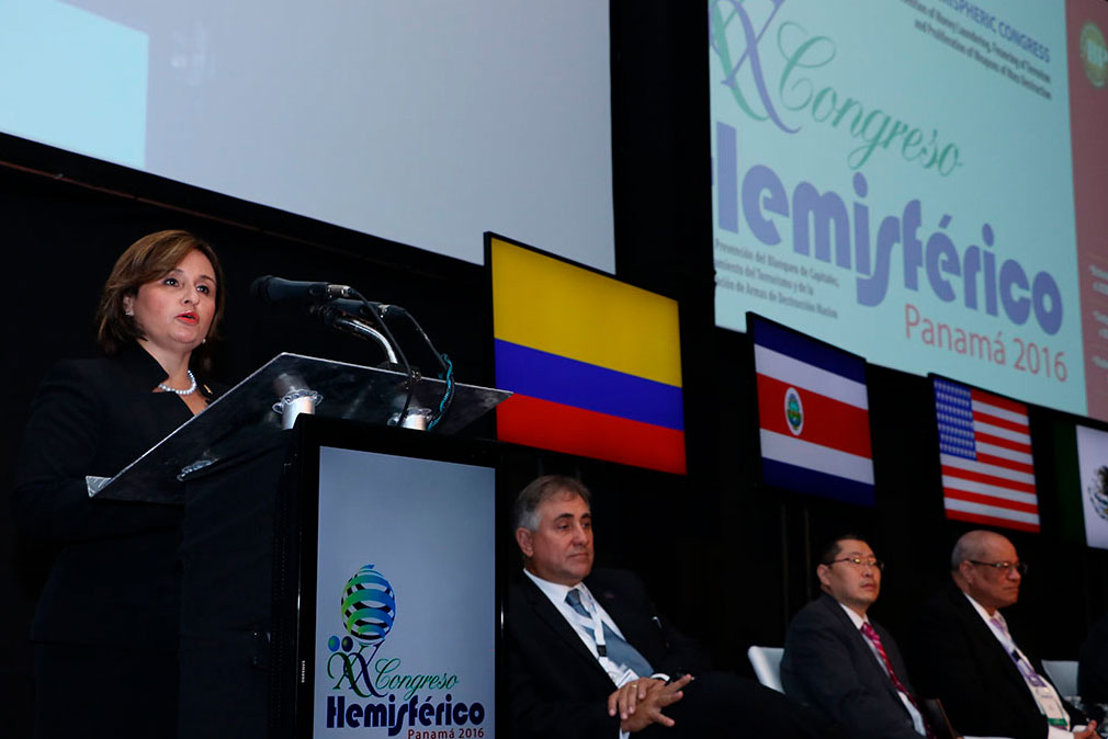 Panamá está luchando contra el blanqueo de capitales, afirma Porcell