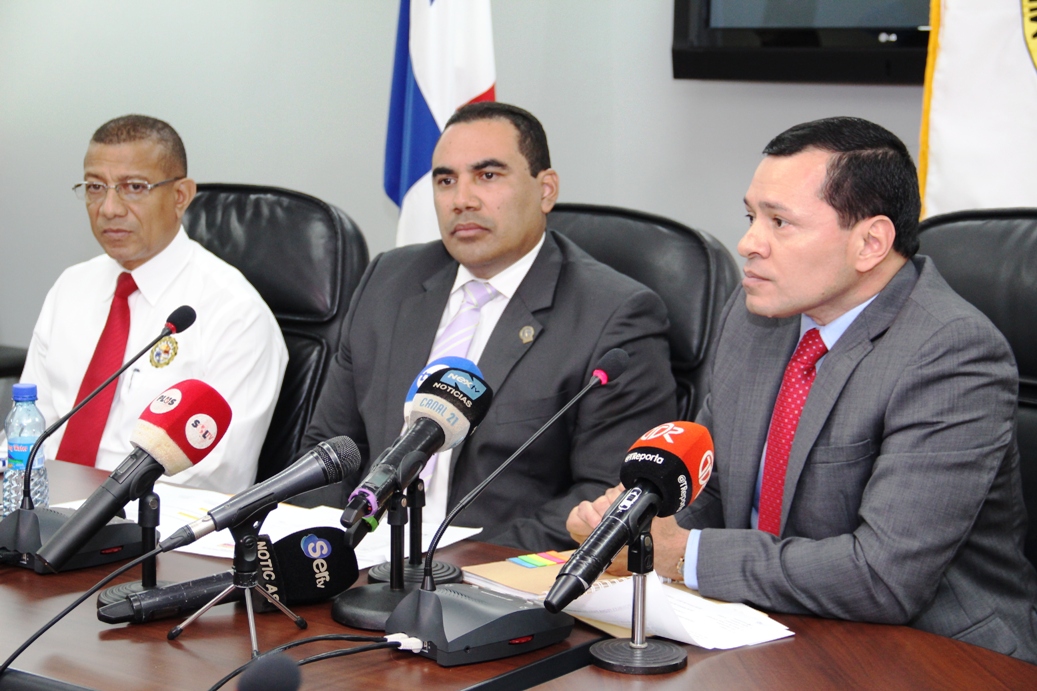 Fiscalía Antipandillas y Fiscalía Superior de Homicidio y Femicidio, informan sobre casos del 2017