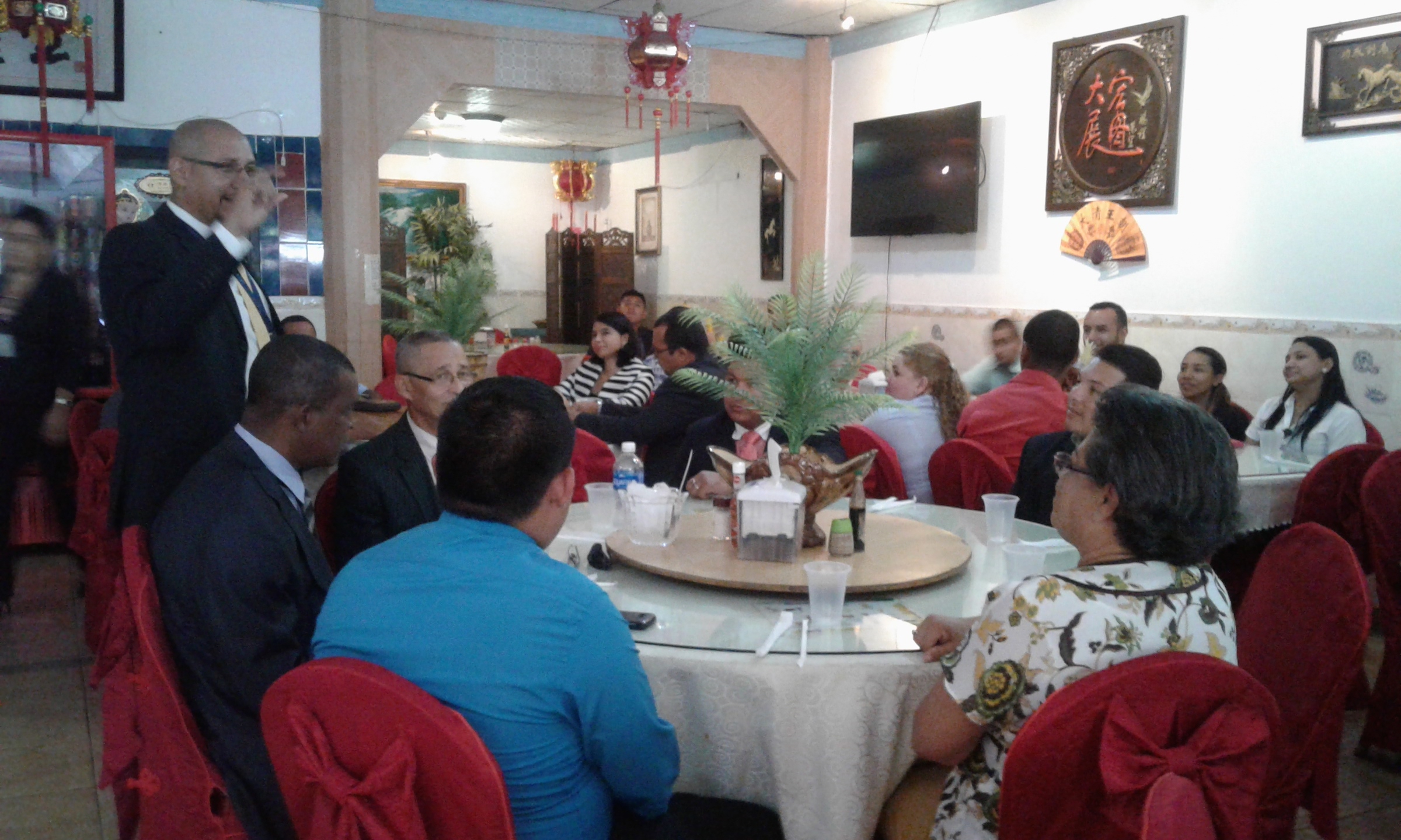 Celebran Día del Jefe y la Secretaria en Bocas del Toro