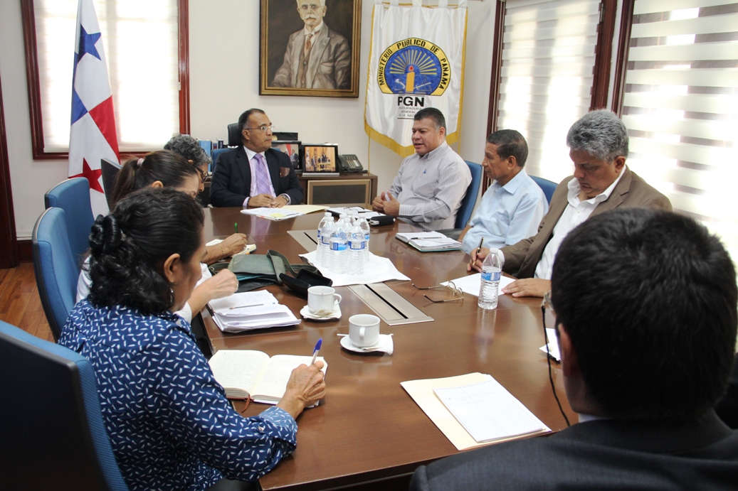 Comité de familiares y víctimas del Dietilenglicol solicitan al MP lograr notificar a condenados tras juicio