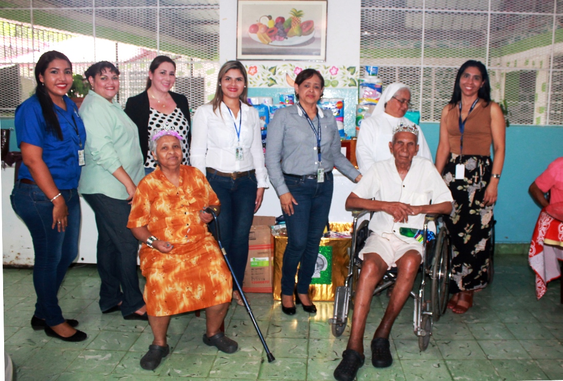 Ministerio Público comparte con residentes del asilo de ancianos en Chiriquí