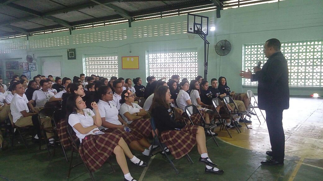 Capacitan a estudiantes del Colegio San Vicente de Paul sobre el Sistema Penal Acusatorio