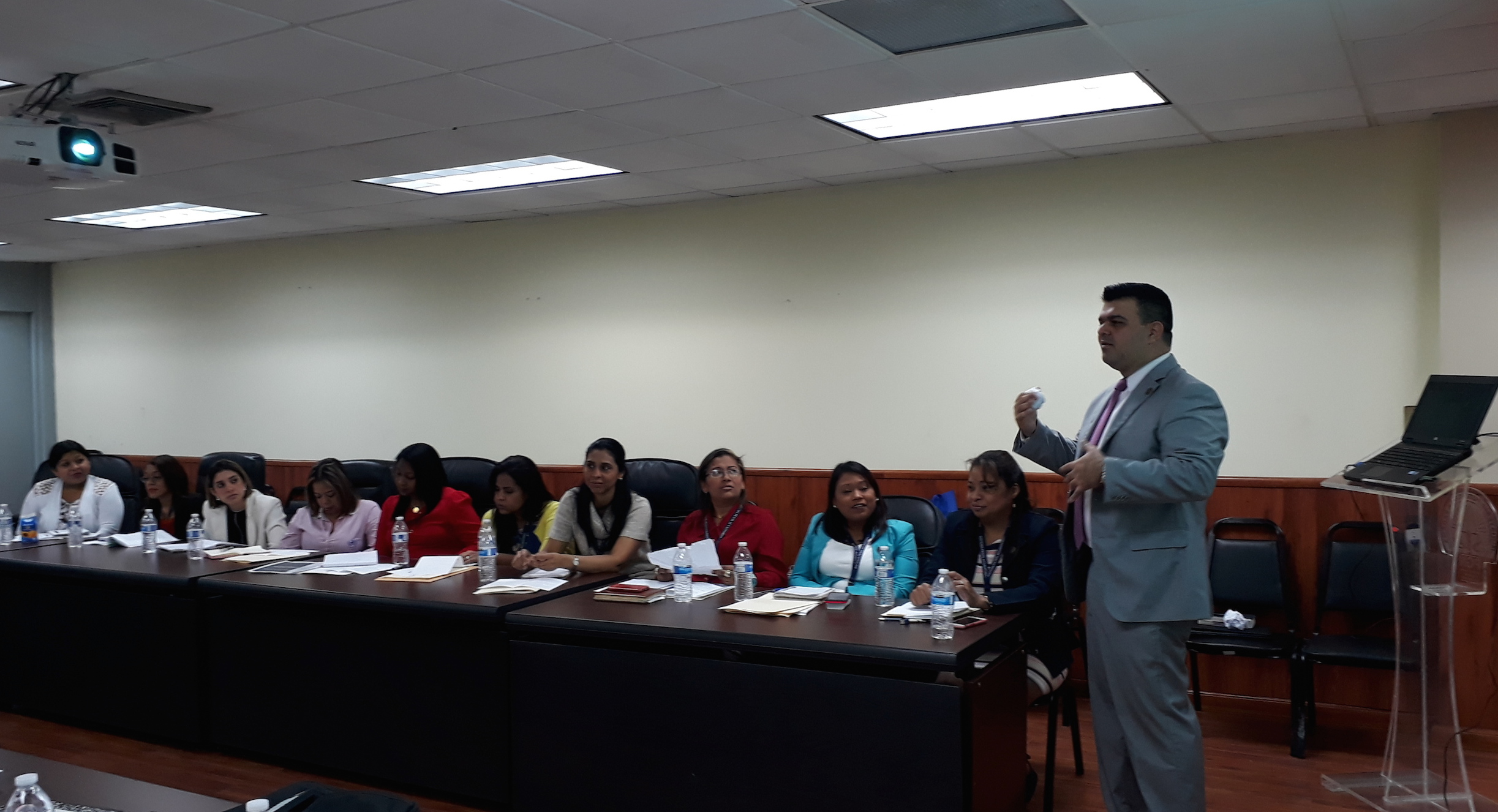 Jornada de actualización en temas de reclutamiento y selección