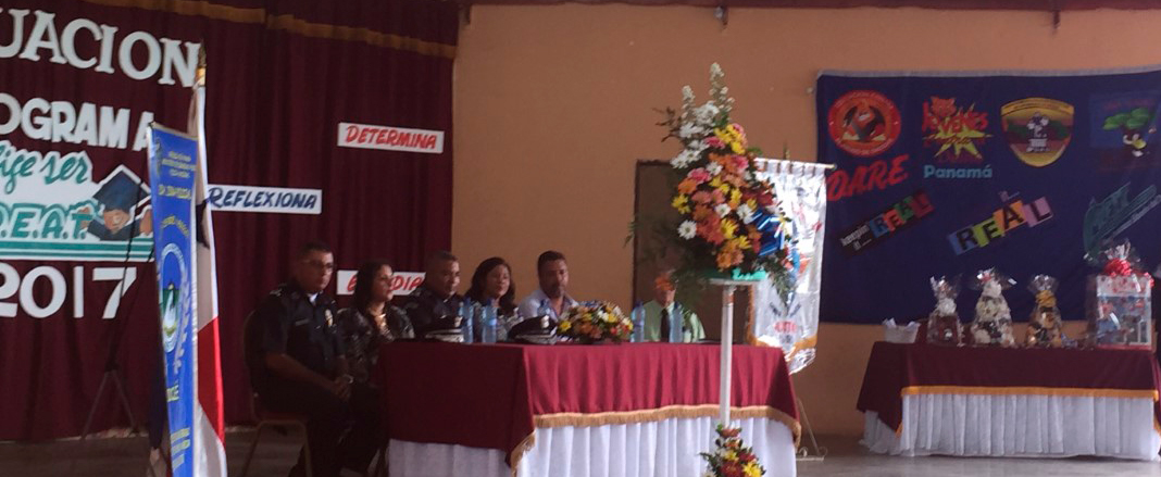 Fiscal Superior de Coclé participa de graduación del programa Great