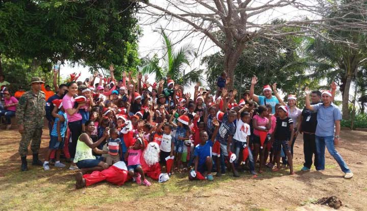 Niños de Punta Alegre disfrutaron de la magia de la Navidad