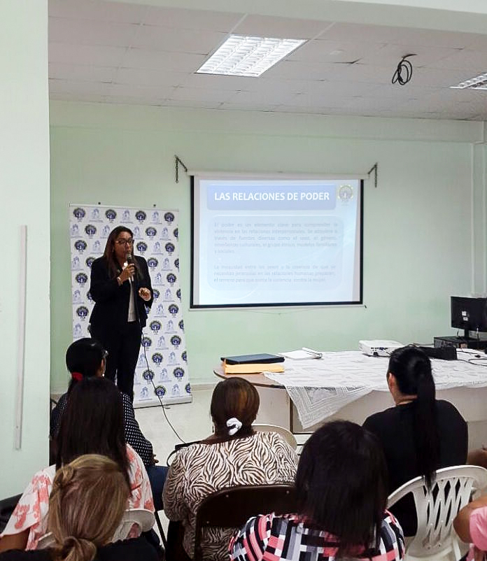 MP efectua taller de sensibilización para profesores del colegio Artes y Oficios Melchor Lasso de La Vega