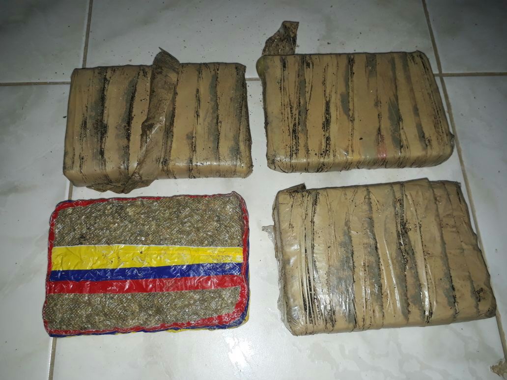 Decomisan cuatro paquetes de marihuana en la comunidad de Wichiwala comarca Guna Yala