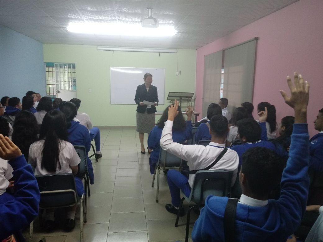 Fiscalía Regional de Panamá Oeste ofrece charla de sensibilización a estudiantes de colegio Alfred B. Nobel