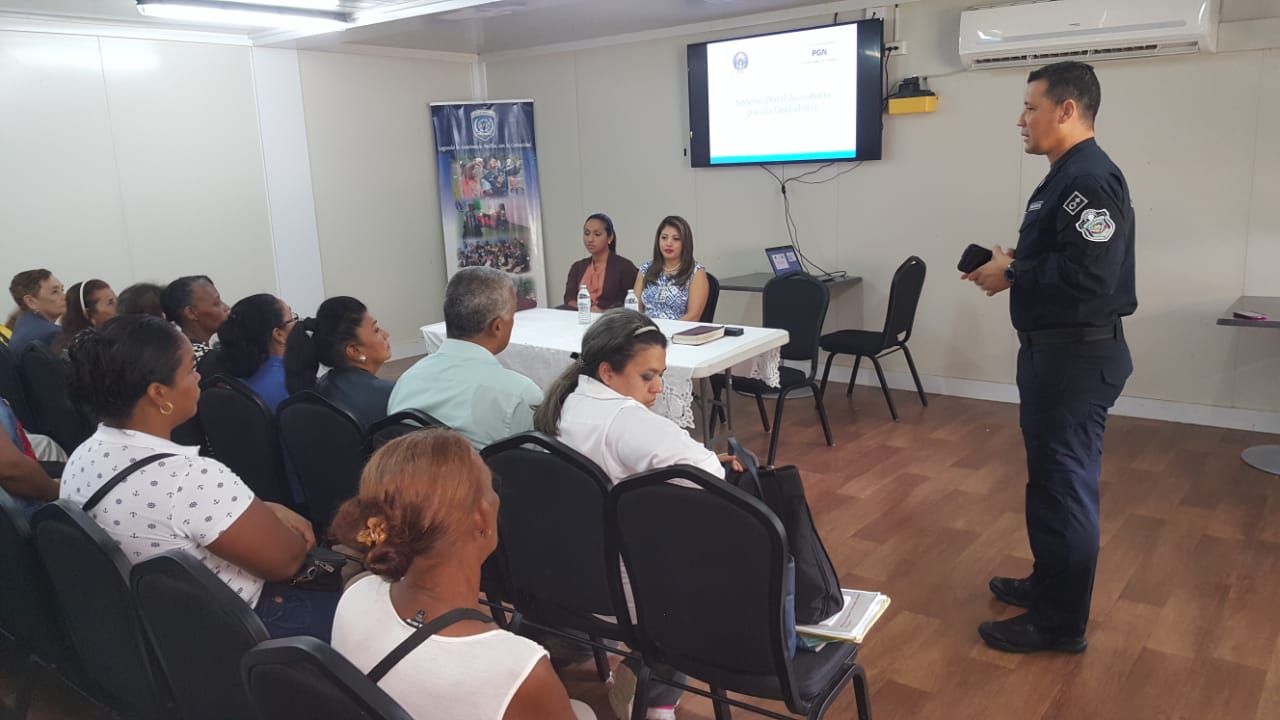 Fiscales del MP dictan jornada de orientación a residentes del corregimiento Belisario Porras