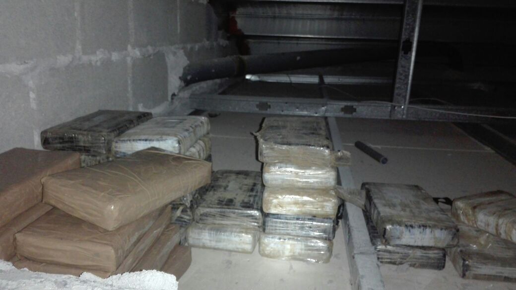 Ministerio Público decomisa dinero y sustancias ilícitas en residencia ubicada en San Carlos