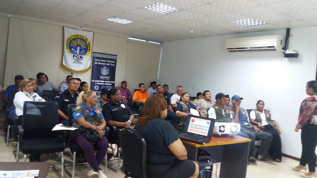 Ministerio Público capacita a líderes comunitarios de Bocas del Toro