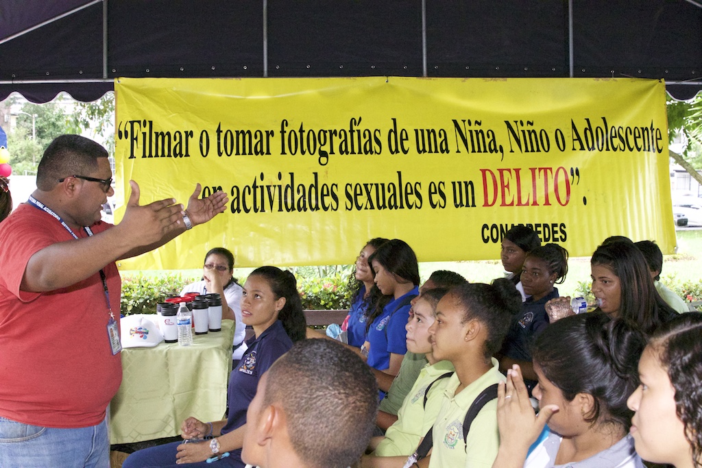 CONAPREDES realiza feria de prevención