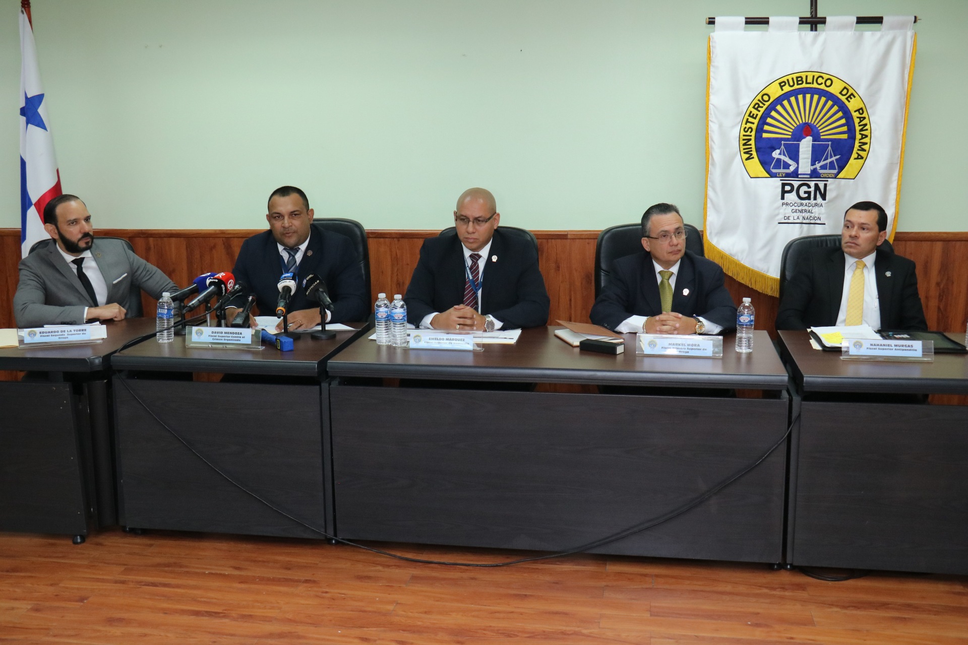 Fiscalías Superiores rinden informe