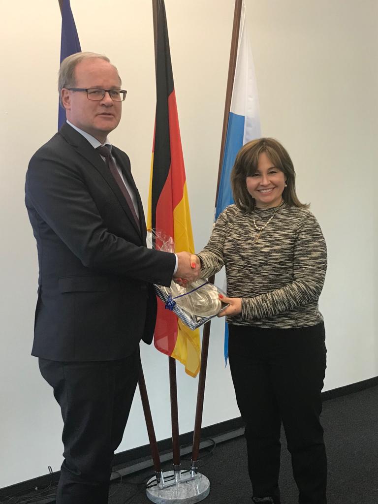 Procuradora se reúne con Fiscal General de Múnich, Alemania