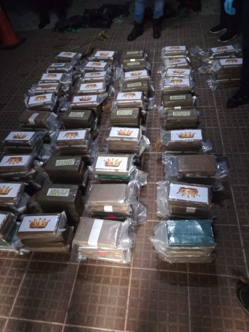 En menos de 24 horas decomisan 660 paquetes de sustancias ilícitas