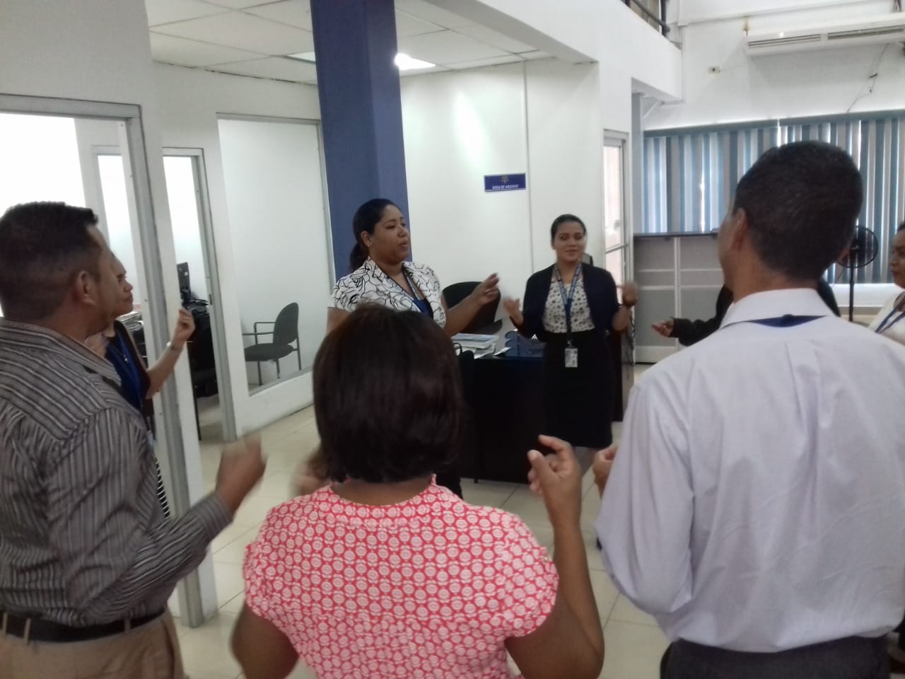 La unidad regional de Recursos Humanos de Coclé brinda taller a funcionarios