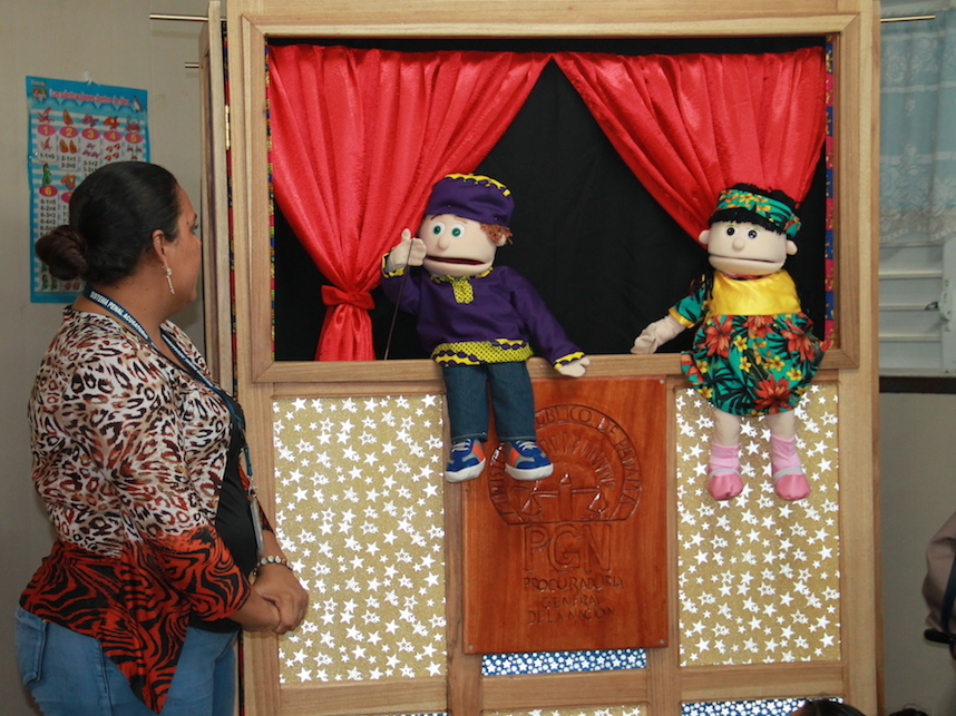 En Bocas del Toro, promueven campaña de sensibilización a través de teatro de títeres