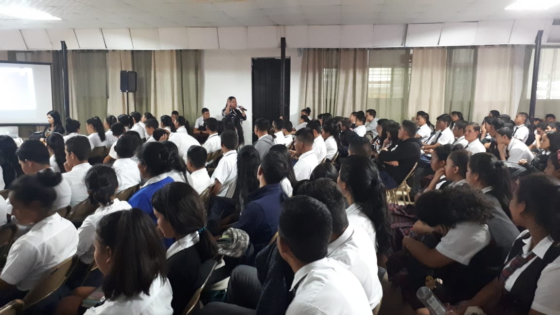 Estudiantes de Colegio Secundario de Renacimiento reciben capacitación del Ministerio Público