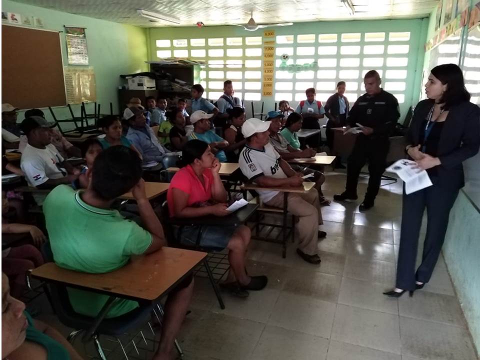 Ministerio Público realiza orientación a la comunidad en Bocas del Toro
