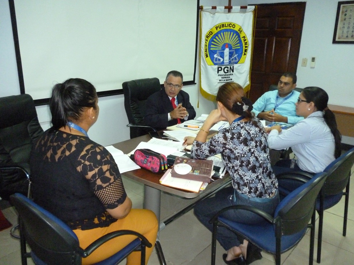 Fiscalía Regional de Herrera lleva a cabo reunión de coordinación con el Instituto de Medicina Legal y Ciencias Forenses