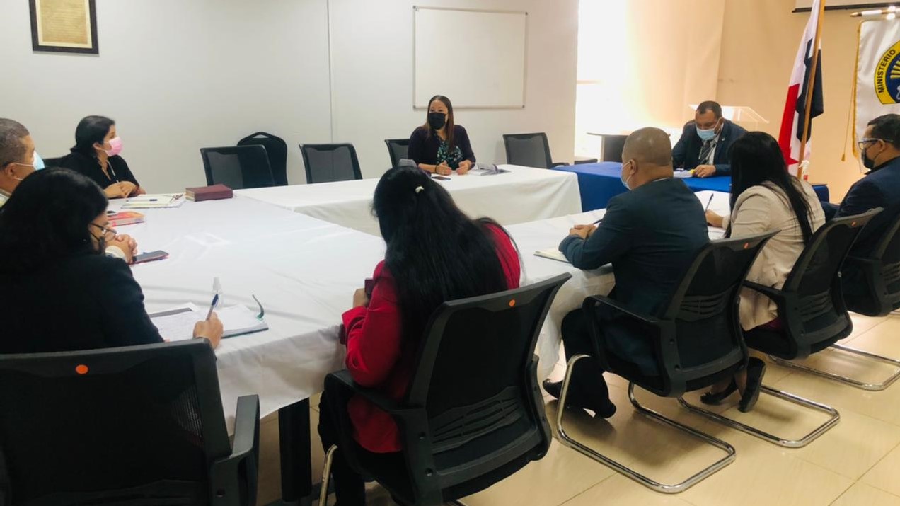 Ministerio Público realiza reunión de coordinación con la directora de Oficina Judicial en Bocas del Toro