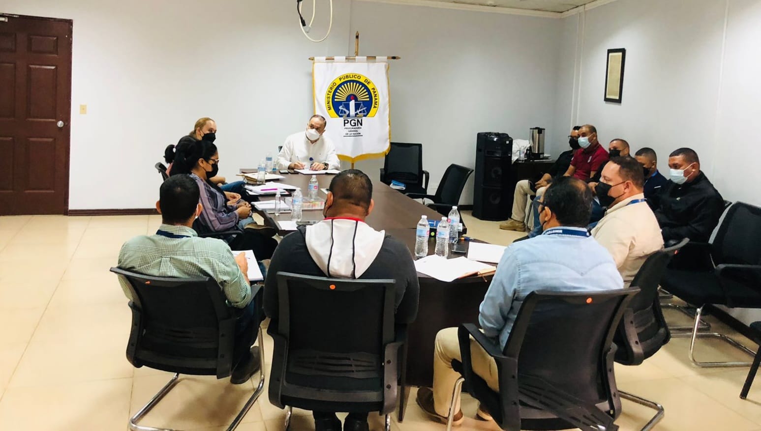 Fiscalía Regional de Bocas del Toro realiza reunión de coordinación con peritos de la IMELCF