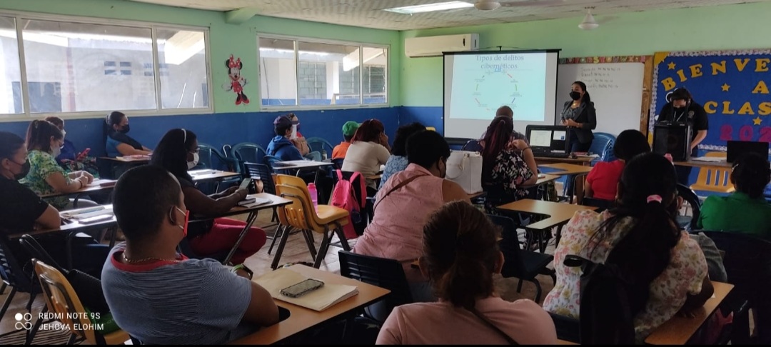 Ministerio Público en Bocas del Toro imparte inducción a docentes