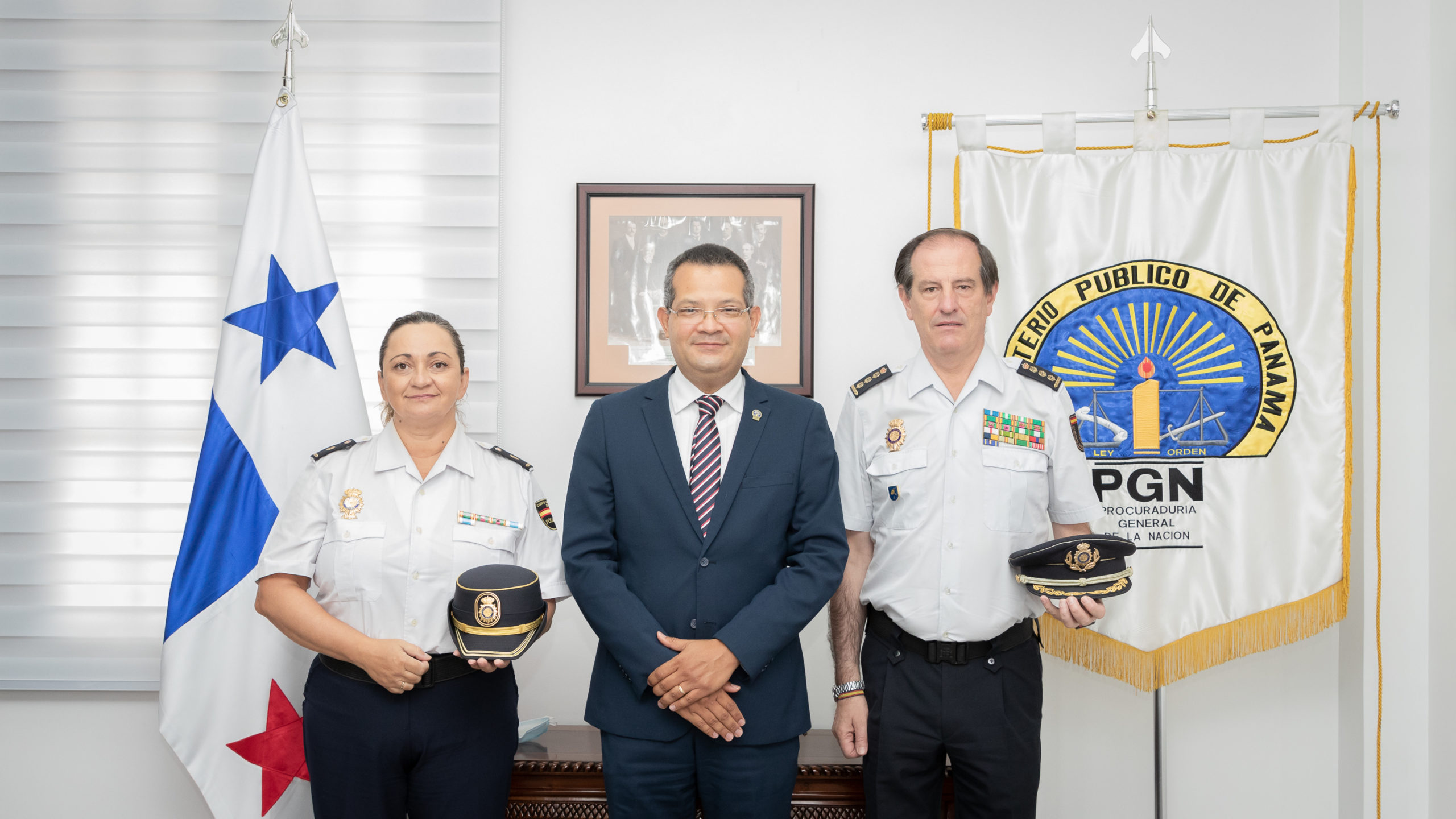 Secretario General de la Procuraduría General de la Nación recibió la visita del Consejero de Interior de España para Colombia y Panamá