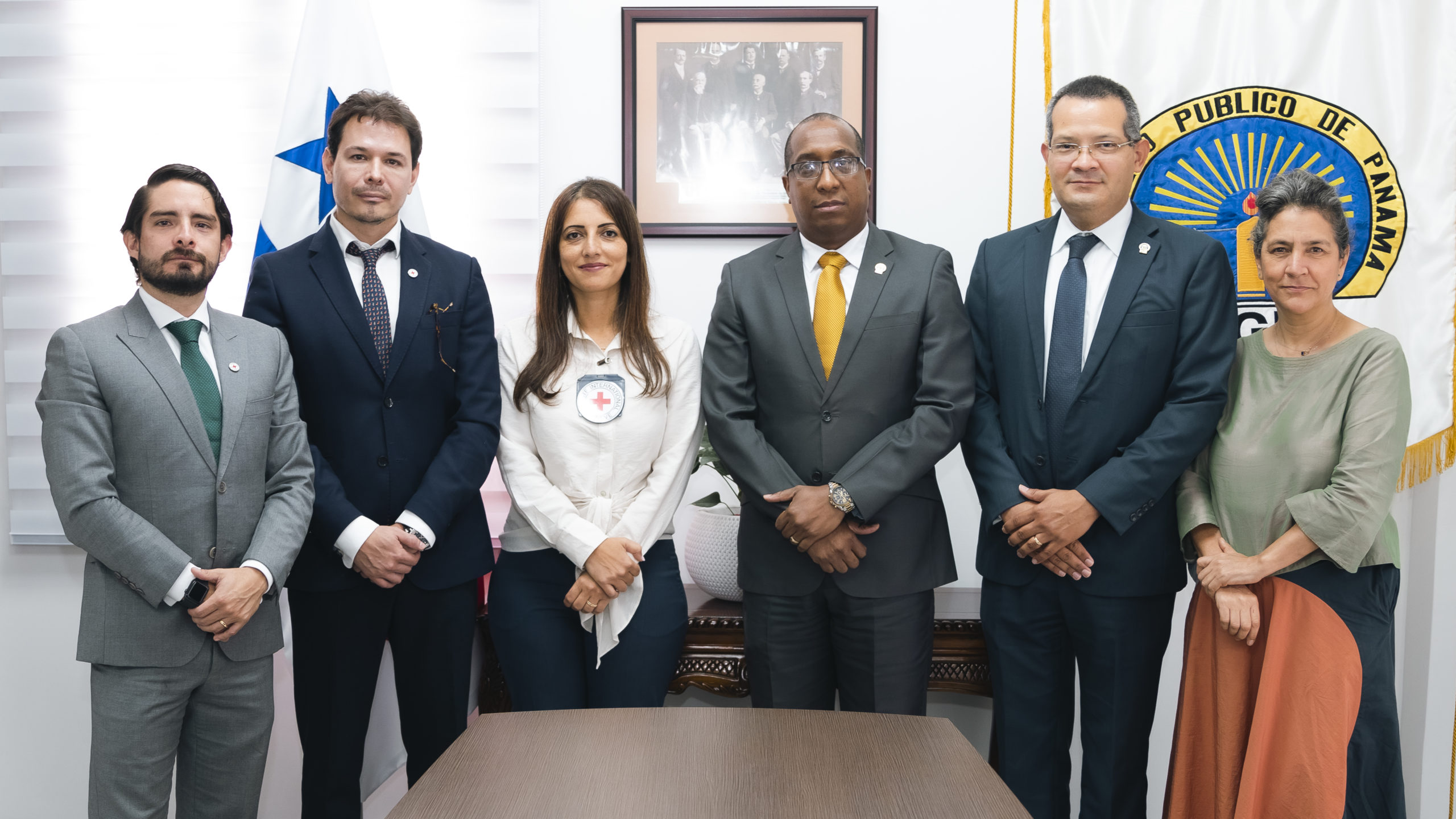 Procurador General de la Nación recibió a delegación de la Cruz Roja Internacional