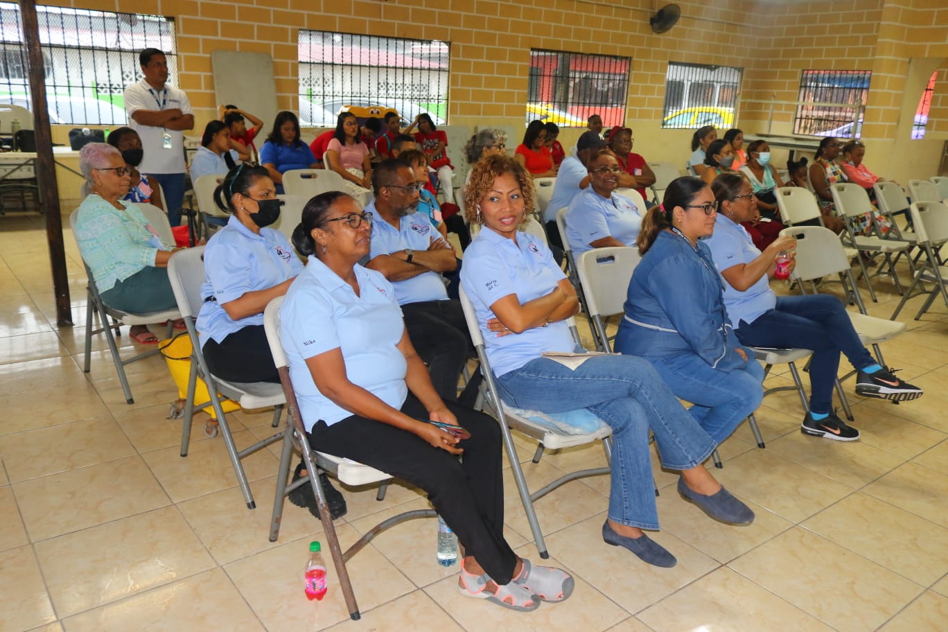 Ministerio Público realiza sensibilización sobre delitos contra la mujer en Nuevo Colón