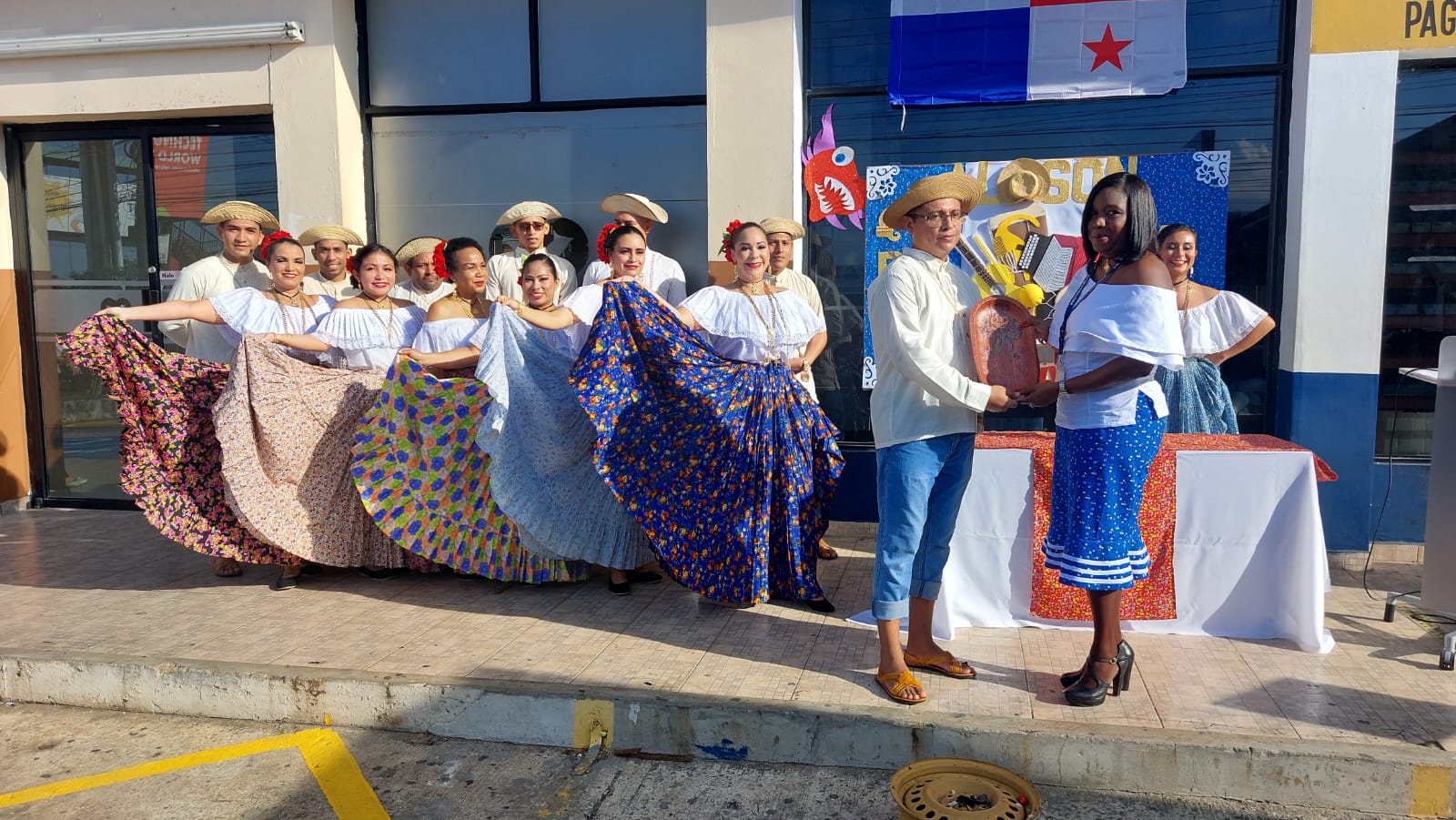 Fiscalía Regional de Panamá Oeste rinde homenaje a la Patria