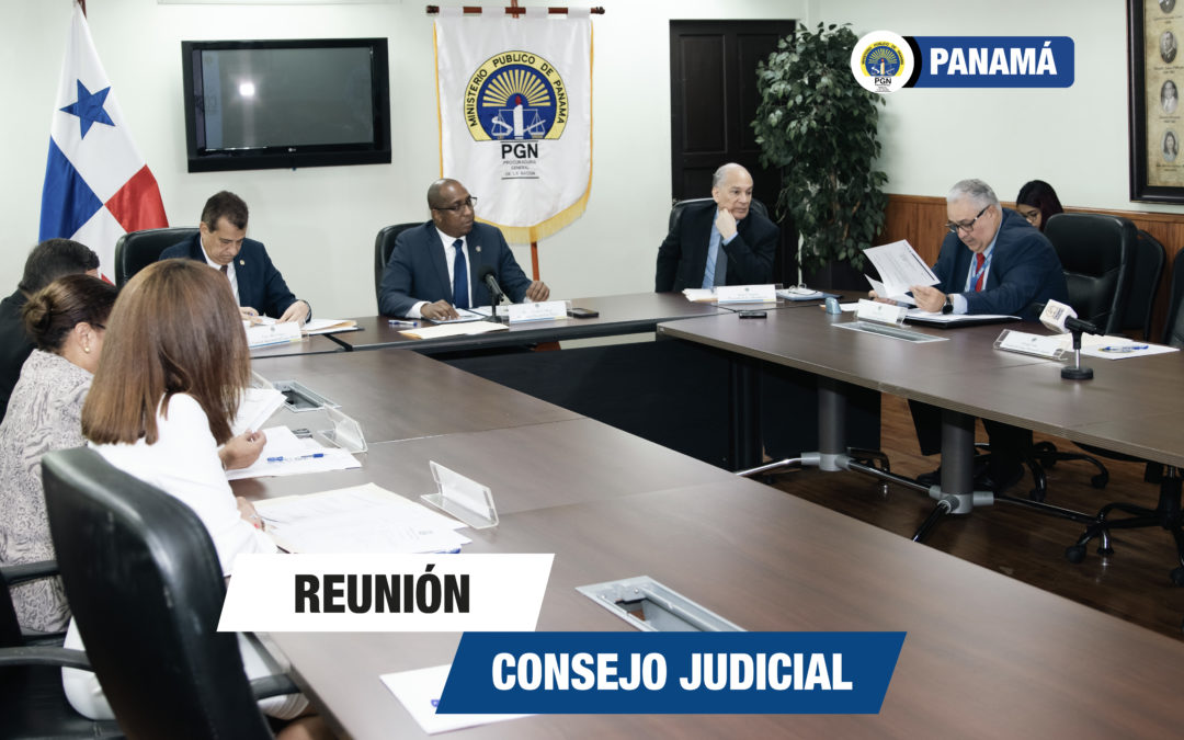 Procurador Caraballo preside reunión del Consejo Judicial