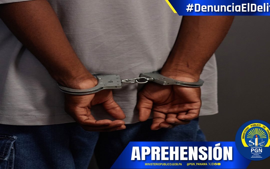 Aprehenden a tres hombres identificados por el robo de un vehículo a una mujer