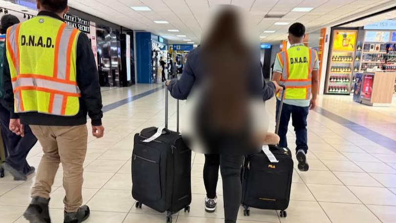 Fiscalía de Drogas logra condena de 88 meses de prisión para una mujer extranjera por tráfico de sustancias ilícitas
