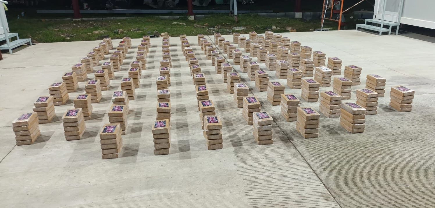 Fiscalía de Drogas de Colón y Guna Yala decomisa 530 paquetes de presuntas sustancias ilícitas