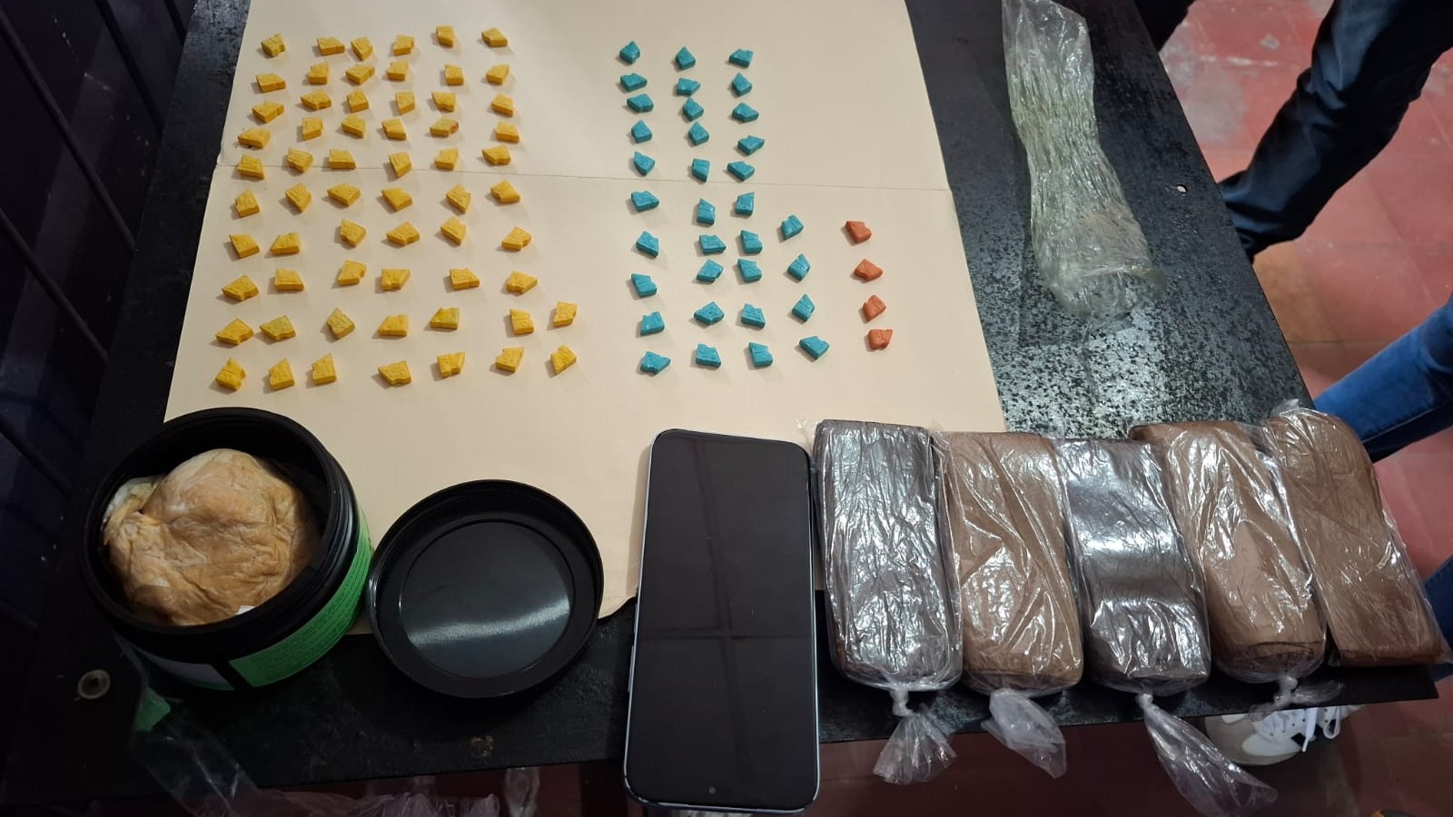 Se aprehende a un hombre en Chiriquí tras retirar un paquete con presunta sustancia ilícita