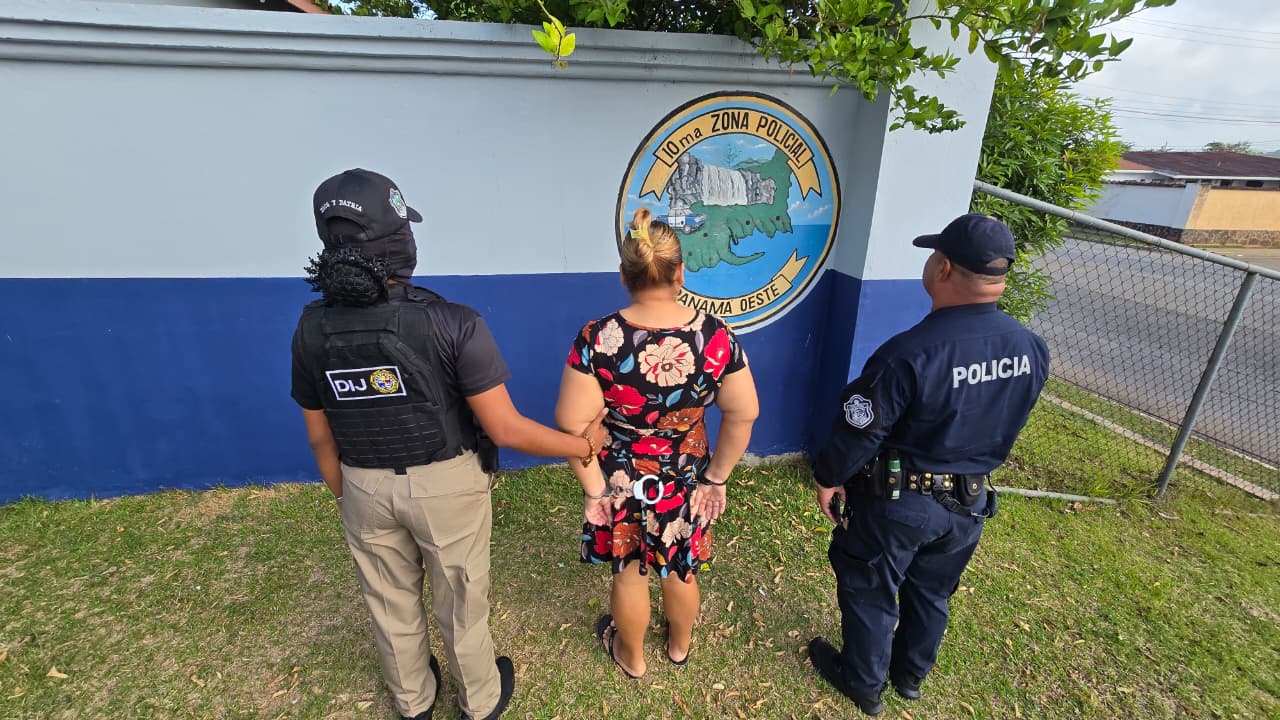 Mediante la operación “Falsum”, aprehenden a mujer como autora de delito financiero