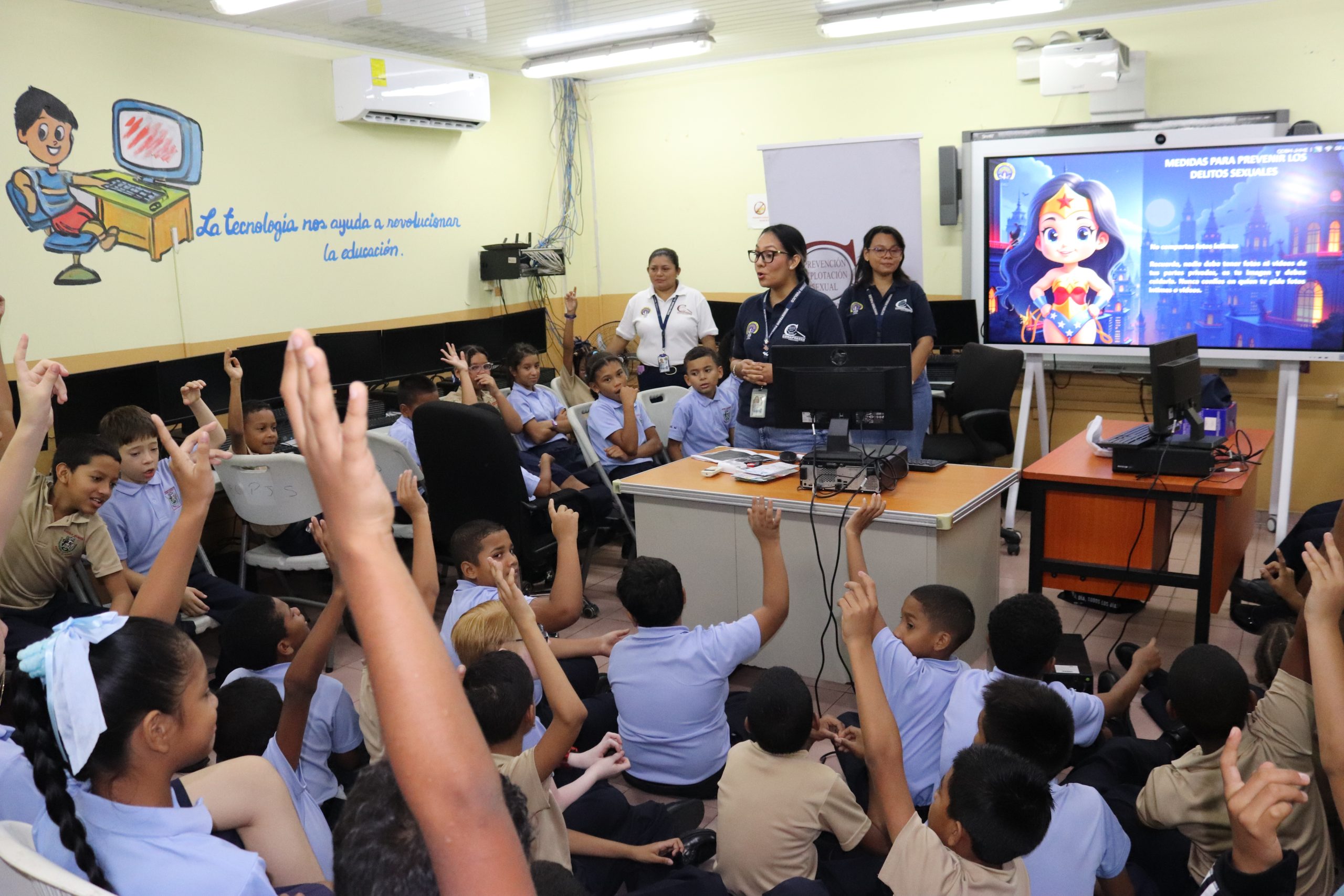 Estudiantes de la escuela Pedro J. Sossa reciben orientación sobre delitos sexuales