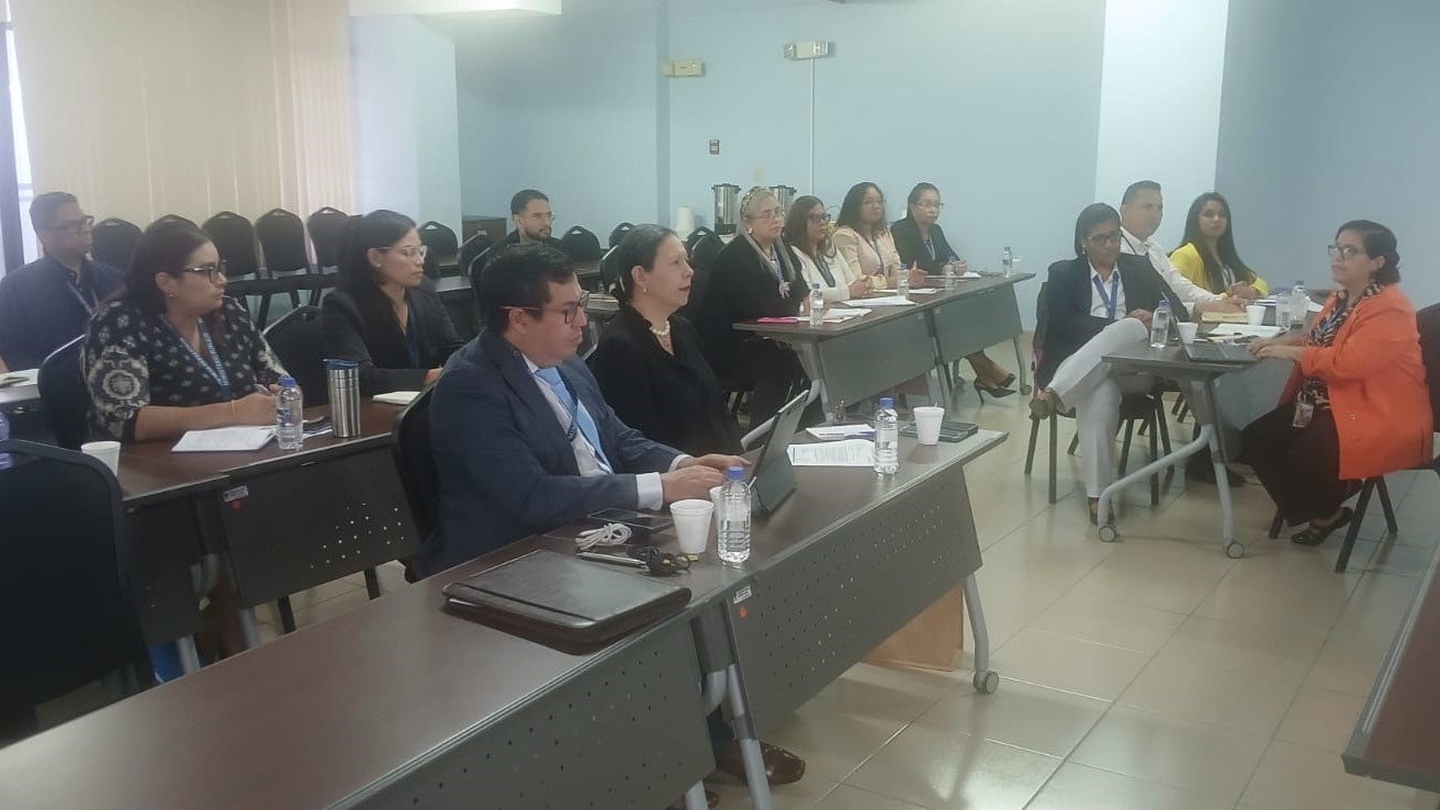 Fiscalía de Panamá Oeste fortalece coordinación con el IMELCF y OMESSPA