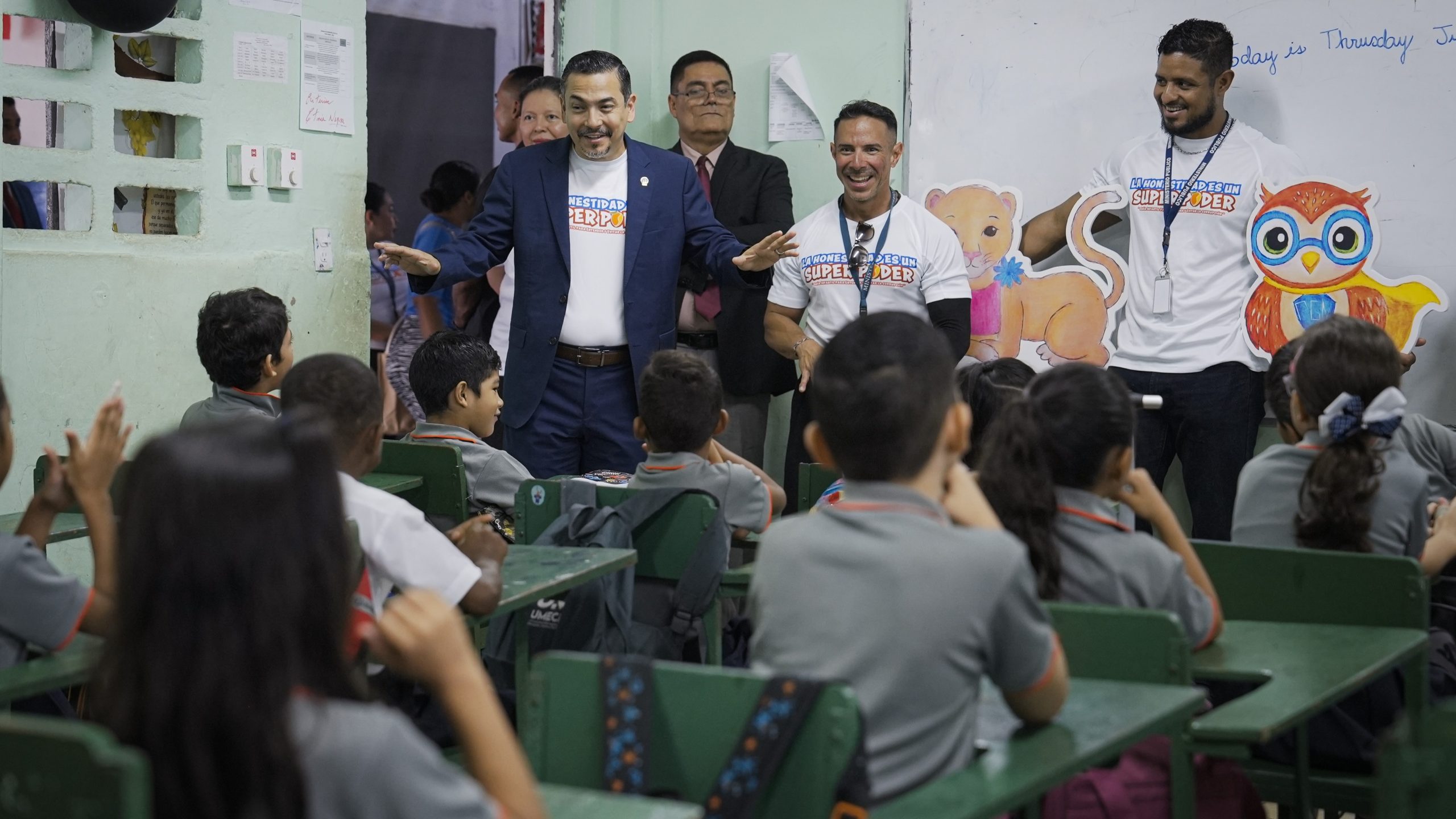 PGN participó de la campaña de valores de Honestín junto a los estudiantes de la Escuela Leopoldo Castillo