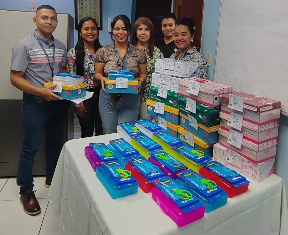 Compromiso y solidaridad: 16 familias del Ministerio Público de Veraguas reciben apoyo escolar