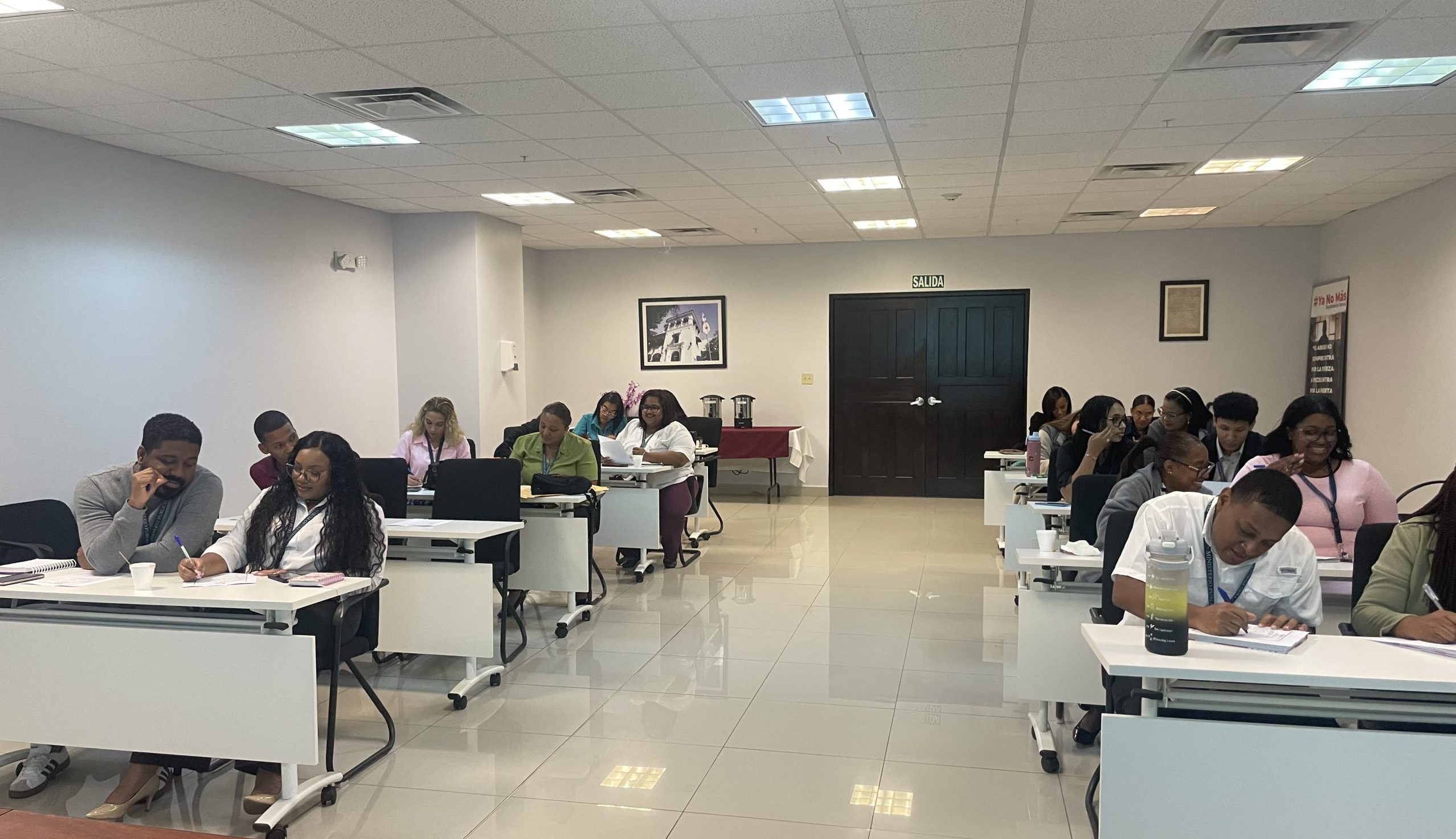 UPAVIT Colón sensibiliza sobre actualización de protocolo de atención a víctimas