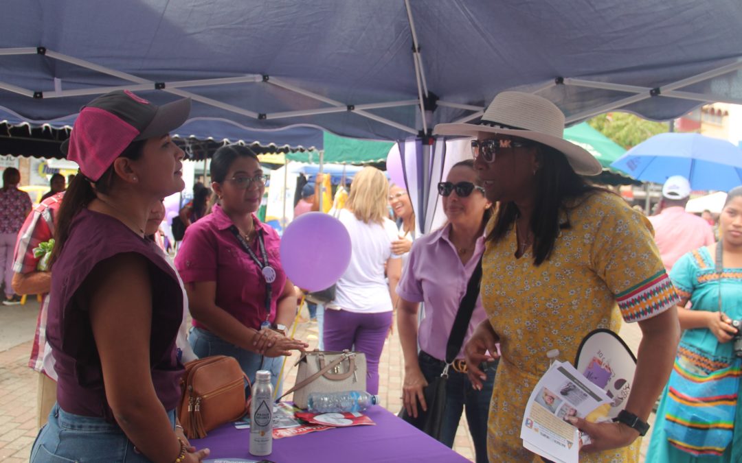 Fiscalía Regional de Chiriquí realiza sensibilización durante feria de la mujer