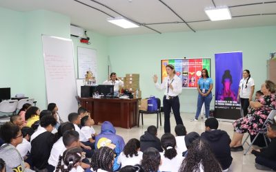 Jornada de sensibilización orienta a estudiantes sobre prevención de delitos sexuales