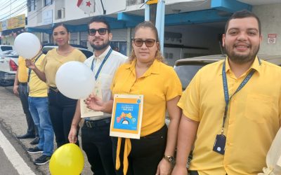 Fiscalía Regional de Veraguas se une al Mes de la Salud Mental con emotiva cadena humana