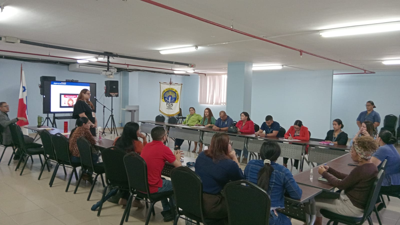 UPAVIT Panamá Oeste fortalece capacidades de fiscales y asistentes operativos en Primeros Auxilios Psicológicos